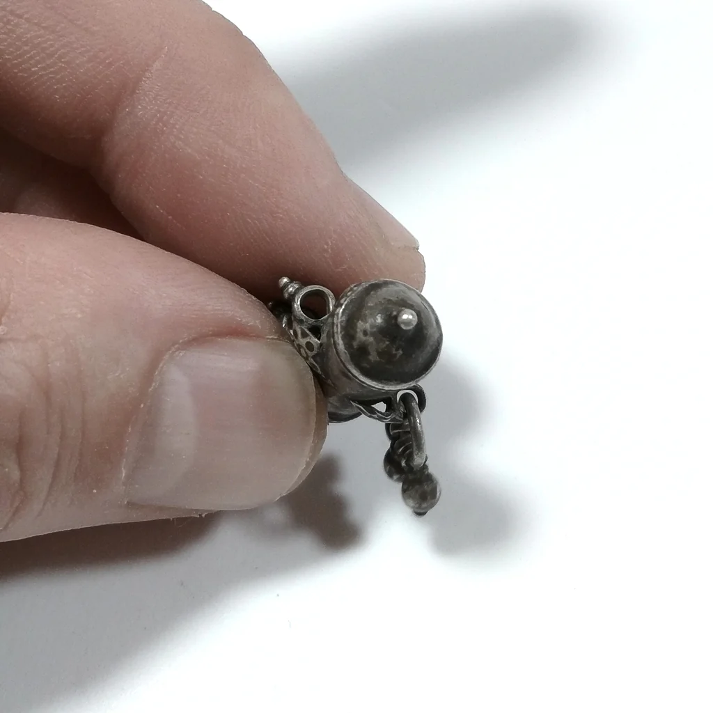 Thumb 2