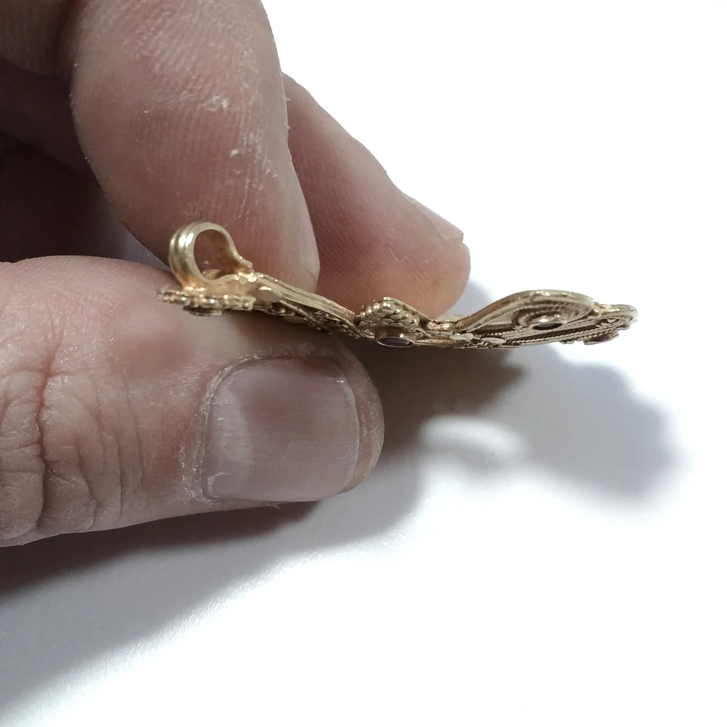Thumb 5